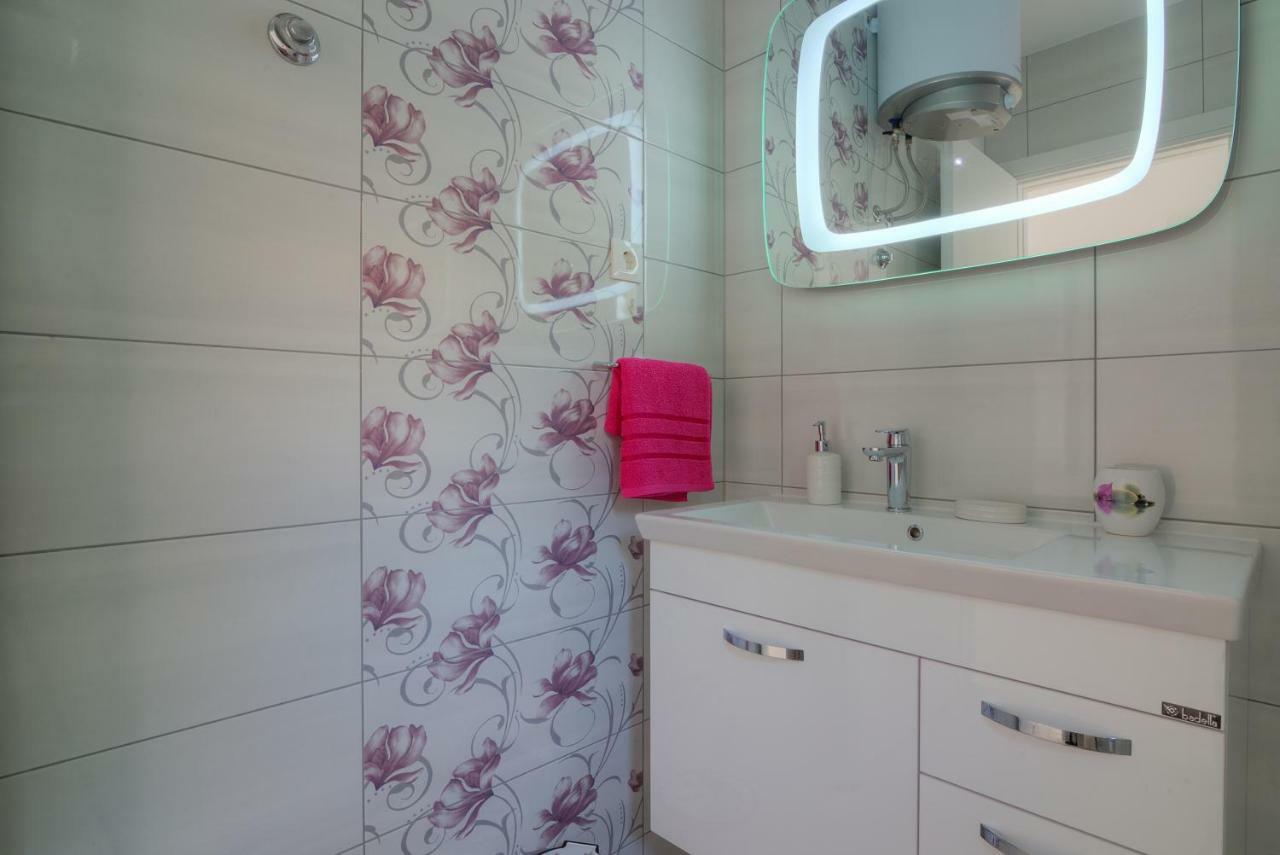 Apartament Tri Srice Senj  Zewnętrze zdjęcie